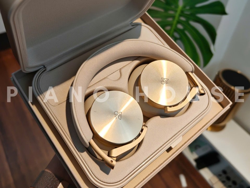 Cận cảnh Tai Nghe B&O Beoplay H95 Gold Tone (Open Box 99%) tại Piano House